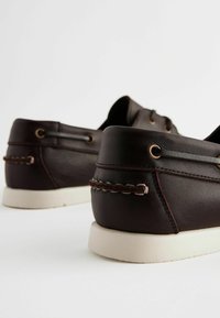 Next REGULAR FIT - Jachtárska obuv - chestnut brown