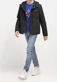 YOURTURN Kevyt takki - black