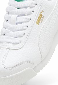 Puma ROMA STANDARD  - Sportcipő - white