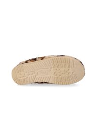 Semelle de chausson en fausse fourrure en caoutchouc beige clair avec un motif texturé et un design nervuré pour une meilleure adhérence. Doté d'un dessus doux et moelleux en marron et beige.