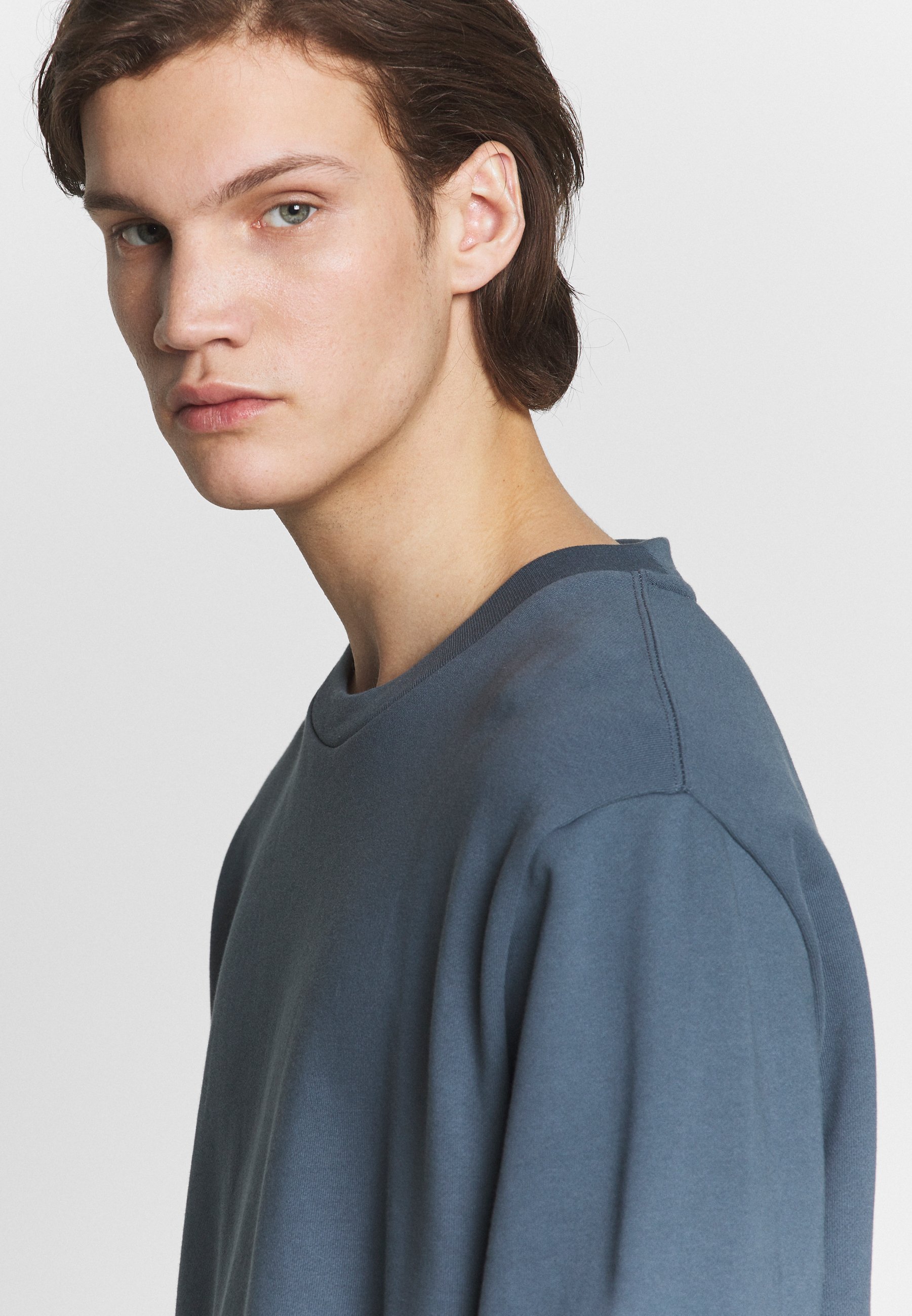 Filippa K ISAAC Sweatshirt blue grey Zalando.at Filippa K ISAAC Sweatshirt mint Zalando.at