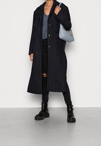 Vero Moda Stickad tröja - light grey