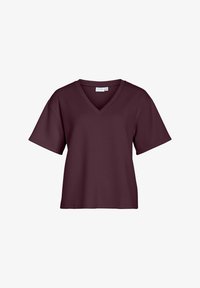 Unselected, bordeaux