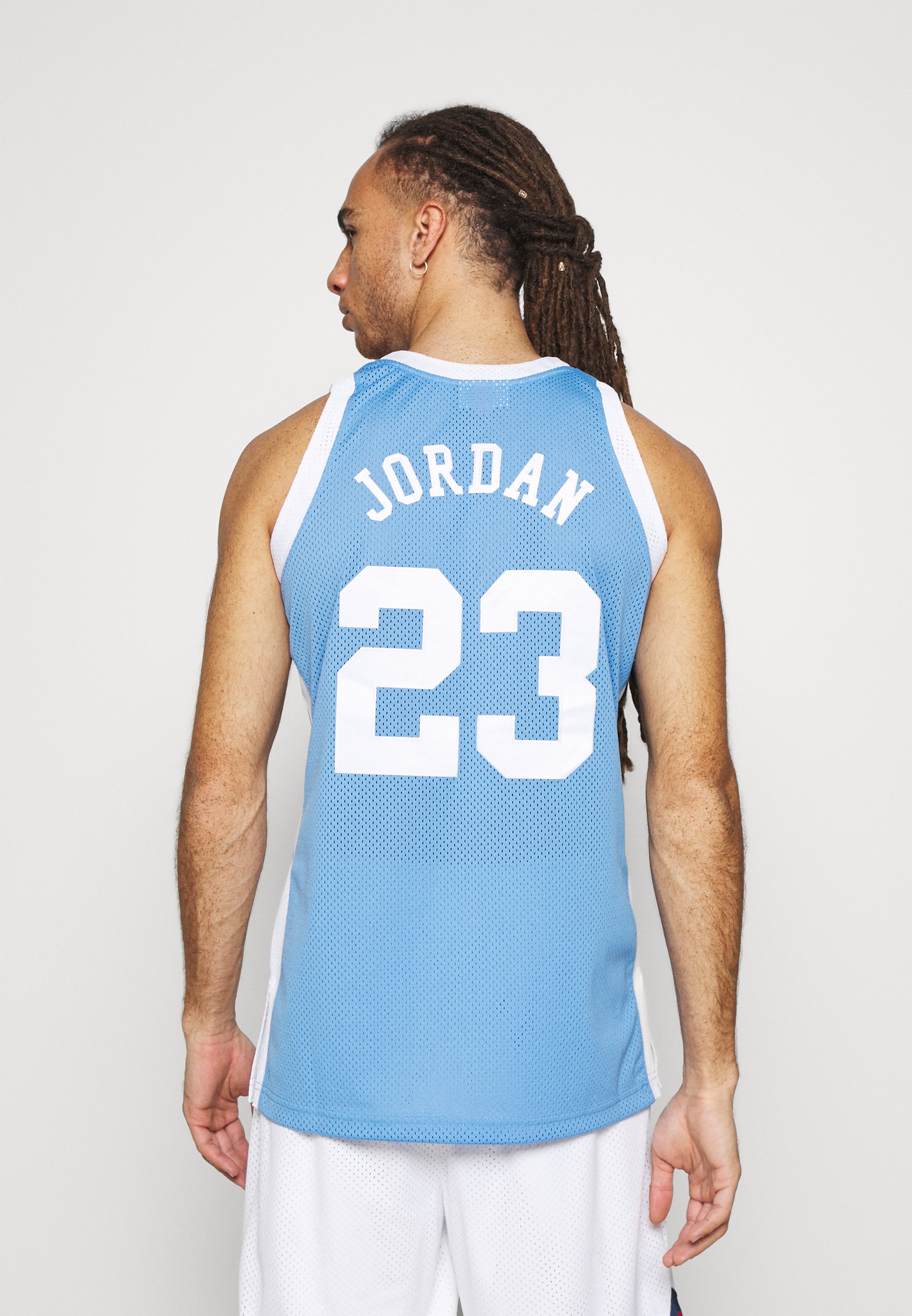 Mitchell \u0026 Ness MICHAEL JORDAN NORTH CAROLINA - Squadra - light  blue/celeste - Zalando.it