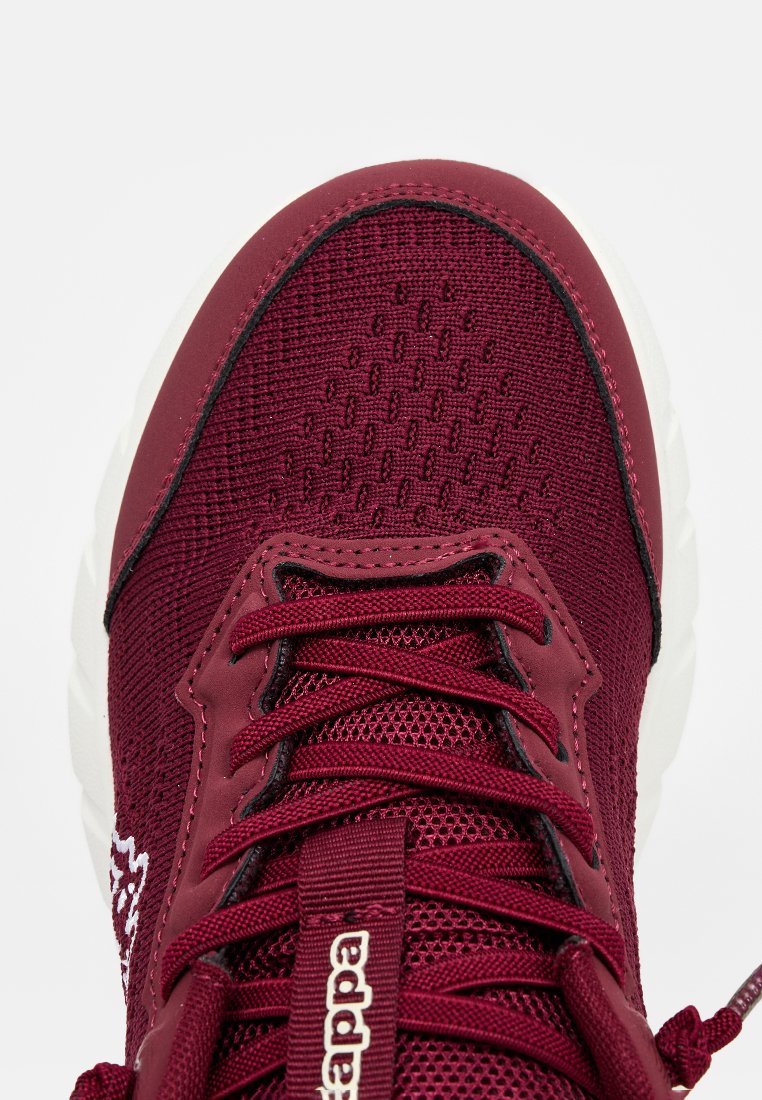 Sneaker low