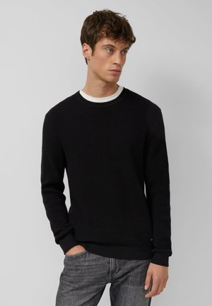 - Sweter