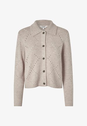 Lichtbeige gebreid vest met een kraag, knoopsluiting en accenten met ruitpatroon. Heeft lange mouwen en een geribde zoom.