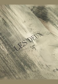 Textil con un patrón abstracto y texturizado en tonos de crema y gris. Presenta el nombre de la marca "LES DEUX" en una letra oscura y en negrita.