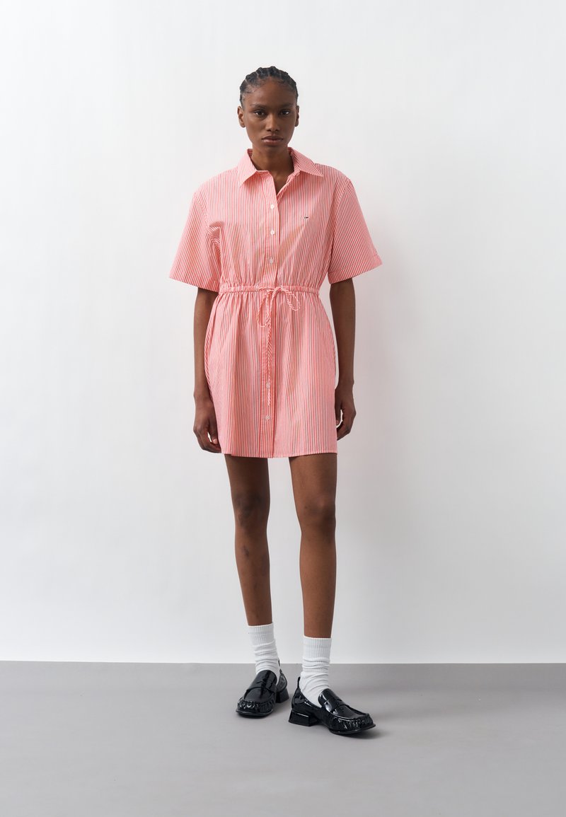 pink and white striped t shirt dress Tommy Jeans STRIPE SHIRT DRESS - Shirt dress - amour/pink