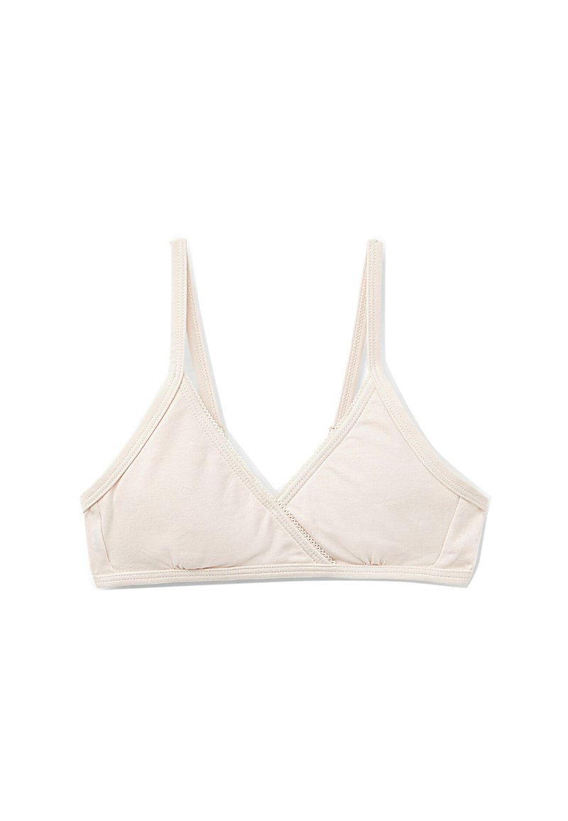 Soutien-gorge en tissu beige doux avec une forme triangulaire, des bretelles fines ajustables et un décolleté en V. Présente des coutures discrètes le long des bords.