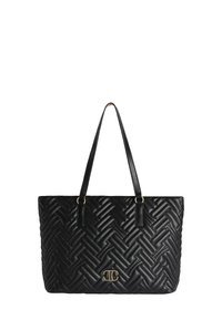 Borsa tote in pelle nera con trama intrecciata, dettagli in metallo dorato e due spallacci. Presenta un logo impresso sul davanti.