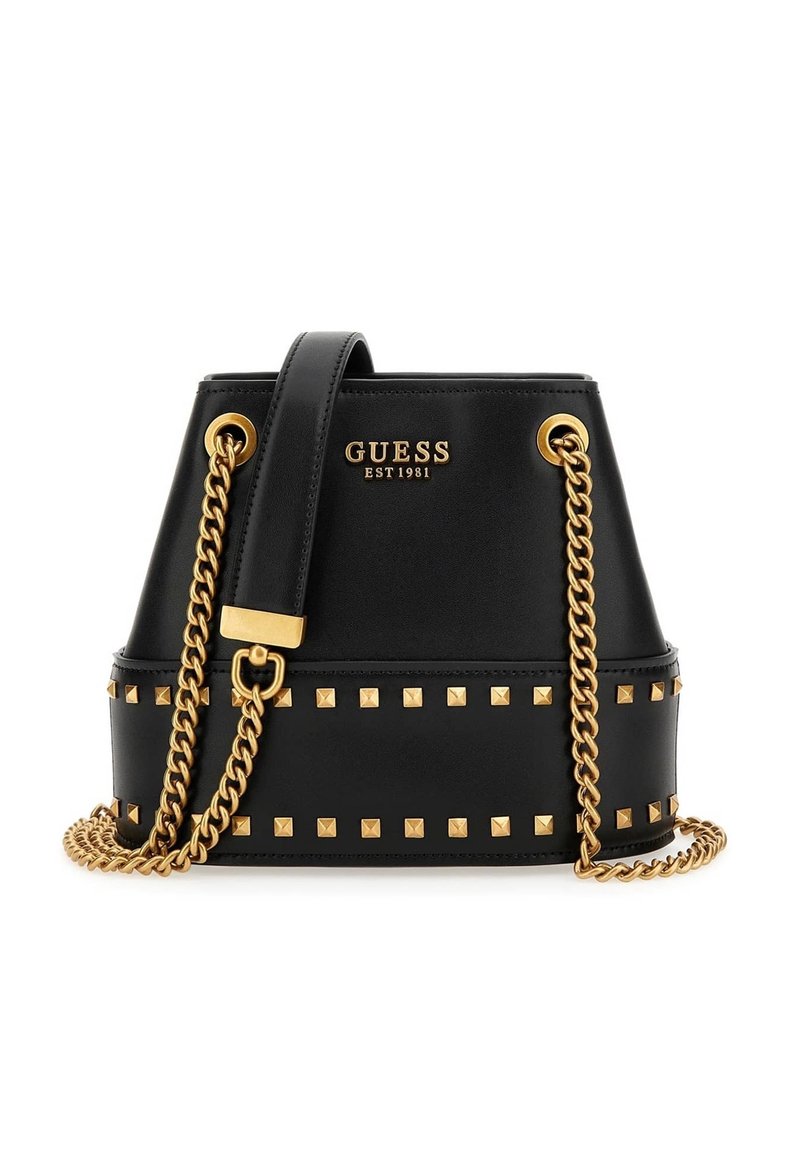 Musta nahkainen ämpärilaukku, jossa on kultaiset yksityiskohdat, pyramidimuotoiset niitit pohjassa ja ketjunauha. Edessä on brändin nimi kohokuvioituna.