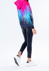 Hype Jersey con capucha - pink