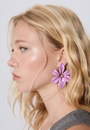 Stradivarius FLOWER - Náušnice - light pink