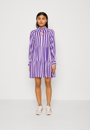 YAS YASSAVANNA DRESS  - Robe de jour - violet/lavendula
