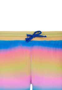Short de bain multicolores avec un design en dégradé allant du bleu au rose puis au jaune. Comprend un cordon de serrage bleu et une taille élastique.
