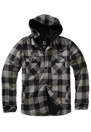 Chaqueta de cuadros en negro y gris con capucha, que cuenta con dos bolsillos en el pecho y un forro suave y texturizado. Cierre frontal con botones y cordones ajustables.