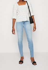 Lollys Laundry Camicetta - off-white