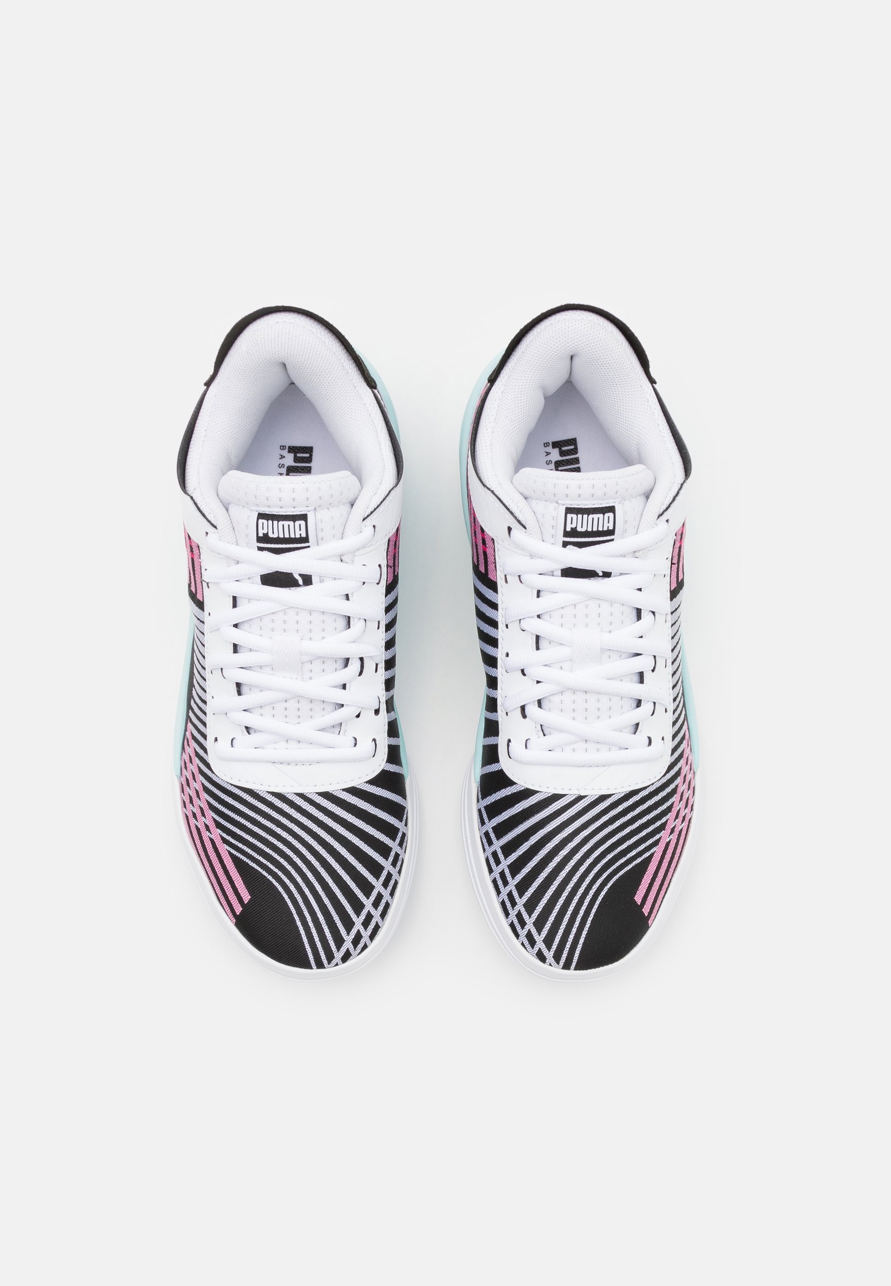 all black puma clyde