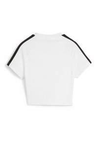 Witte cropped t-shirt met zwarte accenten op de schouders, korte mouwen en een gladde katoenen textuur. Geen zichtbare patronen of graphics.