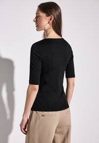 Street One - T-shirt basic