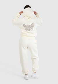Smilodox NALA CASUAL JOGGERS - Pantalones deportivos - creme
