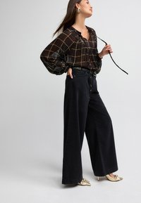 Next LONG SLEEVE TIE NECK - Blouse - black brown check