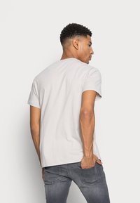 Pepe Jeans ABNER - T-shirt básica - pearl grey