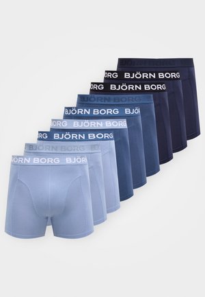 Set BJÖRN BORG bokserica u različitim nijansama plave, s elastičnim pojasom s logom marke, izrađene od mekog, rastezljivog materijala.