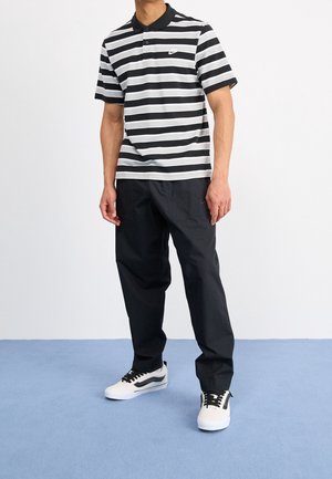 Nike Sportswear, Pantalon de survêtement - black