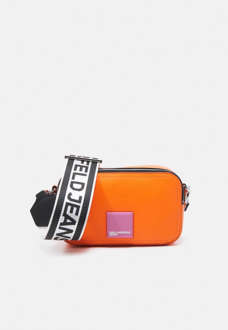 Karl Lagerfeld Jeans TECHICAL LEATHER CAMERABAG Across body bag