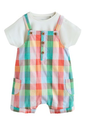 Biała koszula z krótkim rękawem pod kolorowym pastelowym kombinezonem w kratę z guzikami z przodu, szelkami na ramionach i bocznymi kieszeniami dla malucha.
