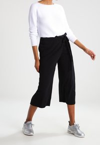 Max Mara Leisure Teplákové kalhoty - black
