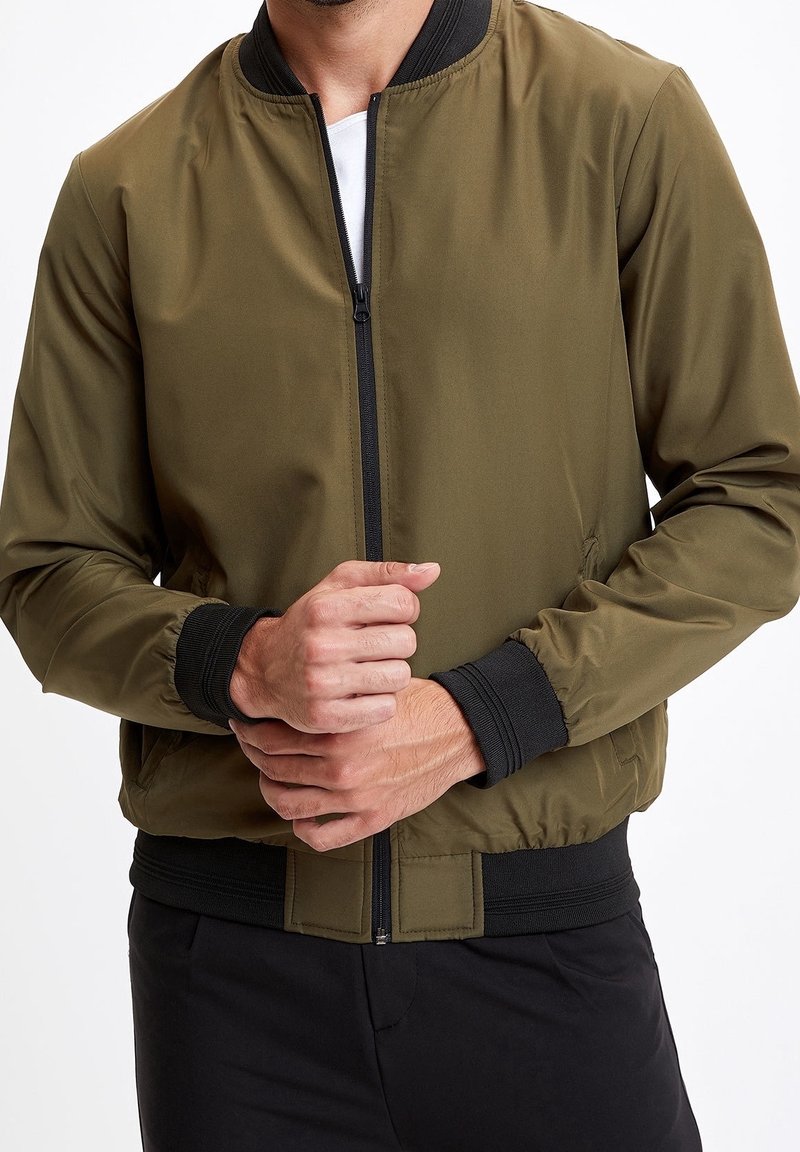 DeFacto Veste mi-saison - khaki