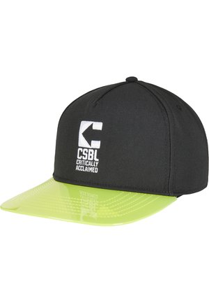 Căciulă neagră cu o vizieră lucioasă de culoare verde neon, având un logo brodat alb în față. Design structurat și spate ajustabil.