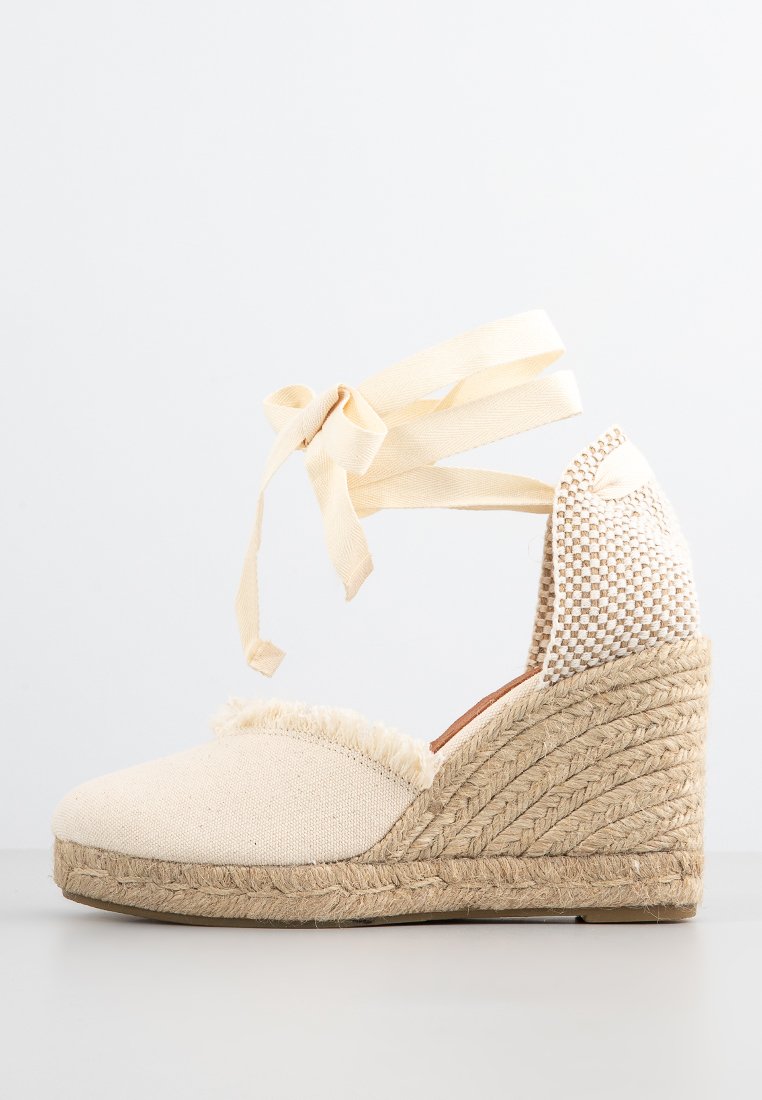 Kanna Sleehakken beige