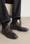 TAYIL - Zapatos de vestir con cordones - dark brown
