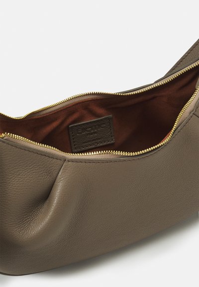 Elleme DIMPLE MOON SMALL  - Sac à main - taupe