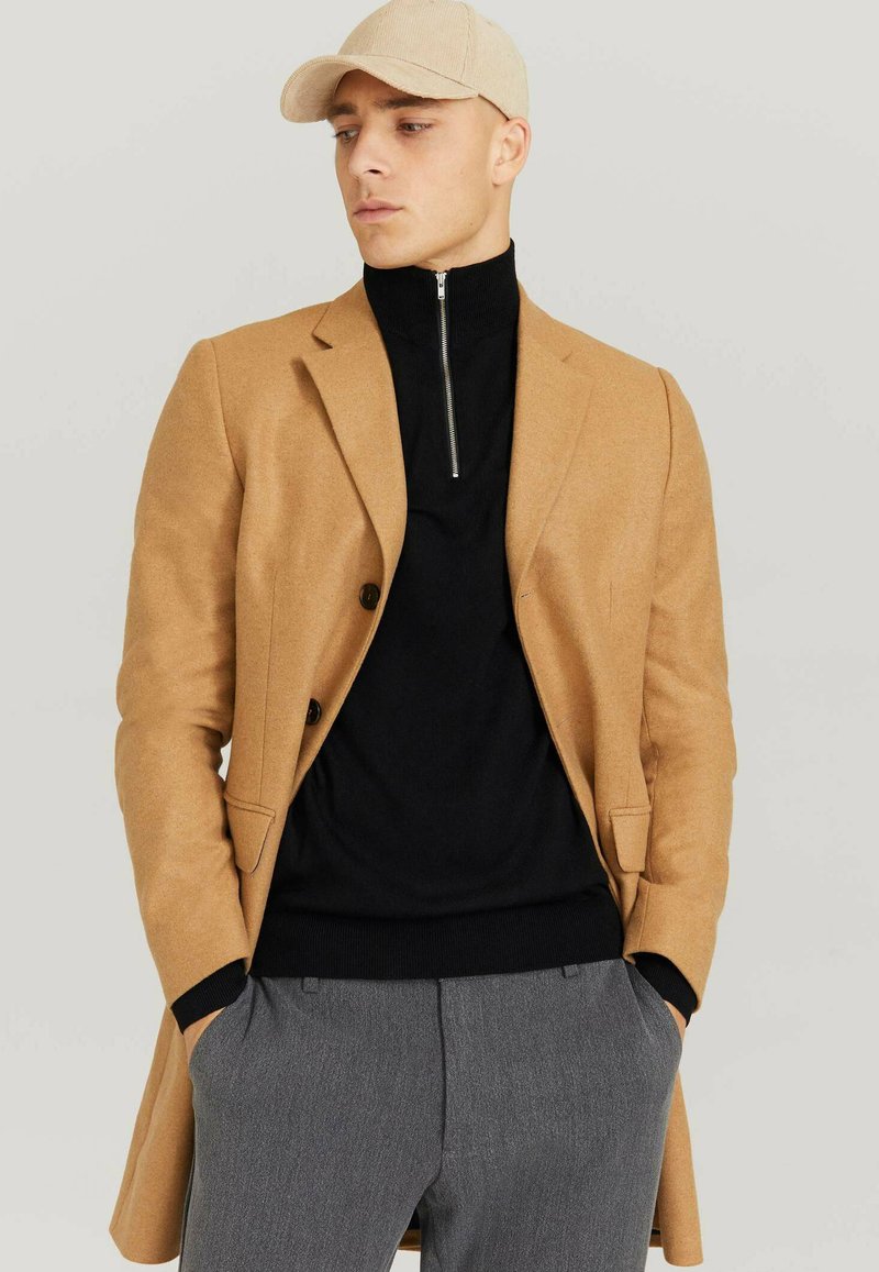 Herren Trenchcoats | Studio Total Klassischer Mantel camel - VI41633 Herren Trenchcoats | Studio Total Klassischer Mantel camel - VI41633