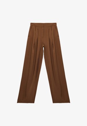 Brune plisserede bukser lavet af glat stof. Har en høj talje med et bredt ben-design og subtil tekstur overalt.