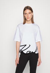 KARL LAGERFELD - SIGNATURE - T-shirts print - white Miniaturebillede 1