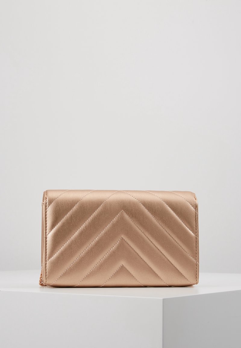 Sac Porté épaule Moschino - Rose Vif Avec Chaîne Dorée - Cuir - Occasion - Taille Small