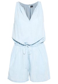 Combinaison courte bleu clair sans manches avec col en V, taille élastique avec cordon de serrage et short ample.