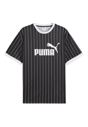 T-shirt noir à manches courtes Puma avec fines rayures verticales blanches, col et poignets blancs, et grand logo Puma blanc centré sur la poitrine.