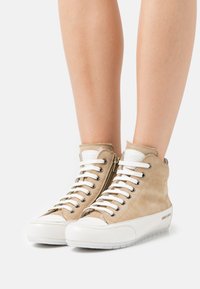 basket candice cooper