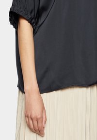 someday. ZATINI - T-shirt básica - global blue