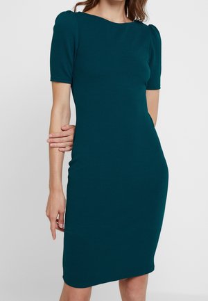 Pouzdrové šaty - green