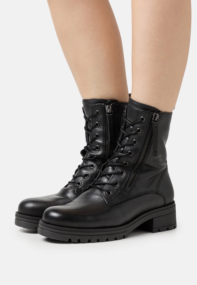 gabor comfort ankle boots