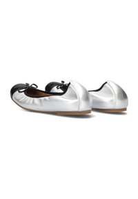 Unisa AUTO - Vouwbare ballerina´s - zilver