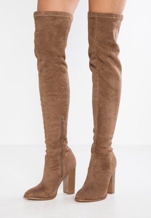 Bottes à talons hauts - beige